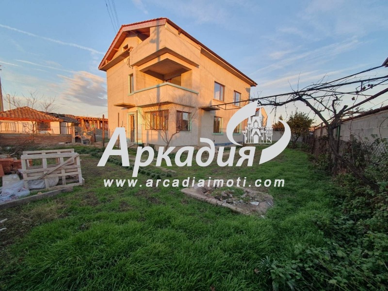 Продава  Къща, област Пловдив, с. Войводиново •  170 000 EUR • ID 50218256 — holmes.bg - [1] 