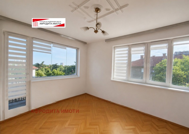 Продава 2-СТАЕН, град Стара Загора, Център • 75000 € • 57020026 1 — Holmes.bg Продава 2-СТАЕН, град Стара Загора, Център • 75000 € • 57020026 1