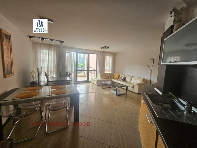 Продава 3-СТАЕН, град Варна, к.к. Св.Св. Константин и Елена • 320000 € / 625865.60 лв. • 20767747 1 — Holmes.bg Продава 3-СТАЕН, град Варна, к.к. Св.Св. Константин и Елена • 320000 € / 625865.60 лв. • 20767747 1