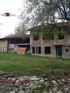 Продажба на имоти в с. Леденик, област Велико Търново - изображение 13 