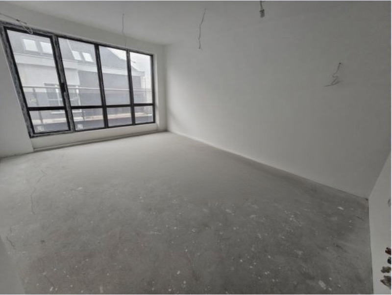 Продава 3-СТАЕН, град Варна, Център • 180000 € / 352049.40 лв. • 91125493 1 — Holmes.bg Продава 3-СТАЕН, град Варна, Център • 180000 € / 352049.40 лв. • 91125493 1