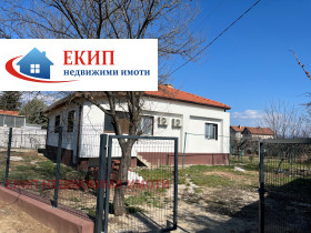 Обява Продава КЪЩА,град София, гр. Нови Искър