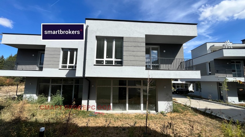 Продава КЪЩА, град София, м-т Детски град • 399000 € • 84823254 1 — Holmes.bg Продава КЪЩА, град София, м-т Детски град • 399000 € • 84823254 1