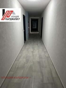 Обява Продава 2-СТАЕН,град Кърджали, Възрожденци