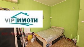 Обява Продава КЪЩА,град Ловеч, Широк център>