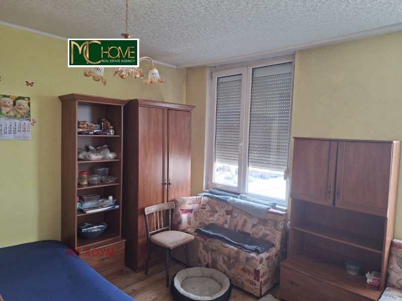 Продава 2-СТАЕН, град София, Надежда 4 • 129900 € / 254062.32 лв. • 86715536 1 — Holmes.bg Продава 2-СТАЕН, град София, Надежда 4 • 129900 € / 254062.32 лв. • 86715536 1