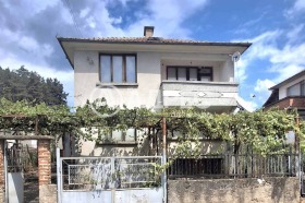 Продава Къща, с. Манолич