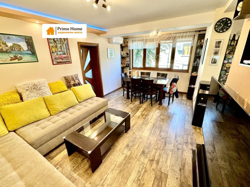 Продава ЕТАЖ ОТ КЪЩА, град Русе, Дружба 1 • 247900 € • 76095503 1 — Holmes.bg Продава ЕТАЖ ОТ КЪЩА, град Русе, Дружба 1 • 247900 € • 76095503 1