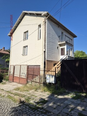 Обява Продава КЪЩА,град Перник, Клепало