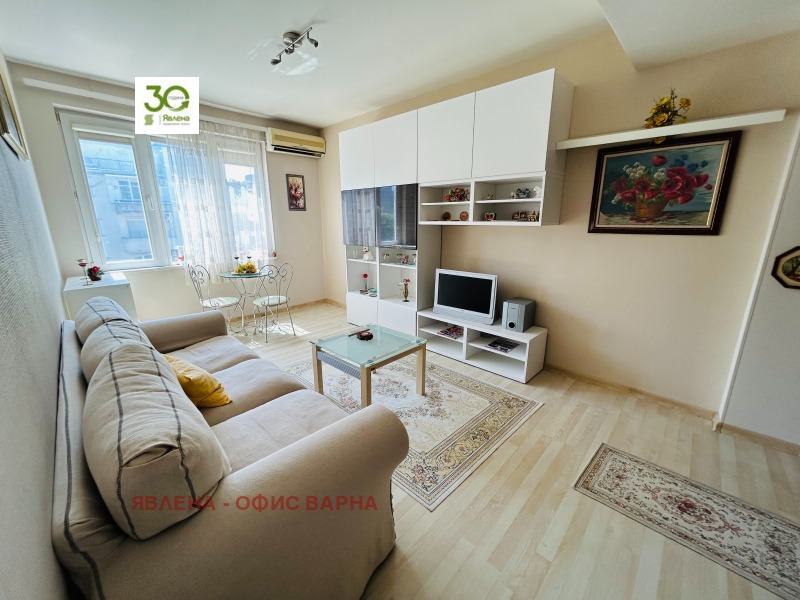 Продава ЕТАЖ ОТ КЪЩА, град Варна, ВИНС-Червен площад • 360000 € / 704098.80 лв. • 93230715 1 — Holmes.bg Продава ЕТАЖ ОТ КЪЩА, град Варна, ВИНС-Червен площад • 360000 € / 704098.80 лв. • 93230715 1