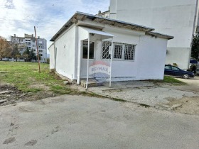 МАГАЗИН, 34 m2 - Holmes.bg МАГАЗИН, 34 m2