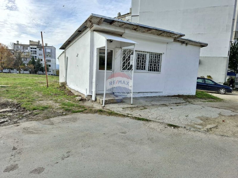 Продава МАГАЗИН, град Варна, Владислав Варненчик 2 • 20300 € / 39703.35 лв. • 31276364 1 — Holmes.bg Продава МАГАЗИН, град Варна, Владислав Варненчик 2 • 20300 € / 39703.35 лв. • 31276364 1