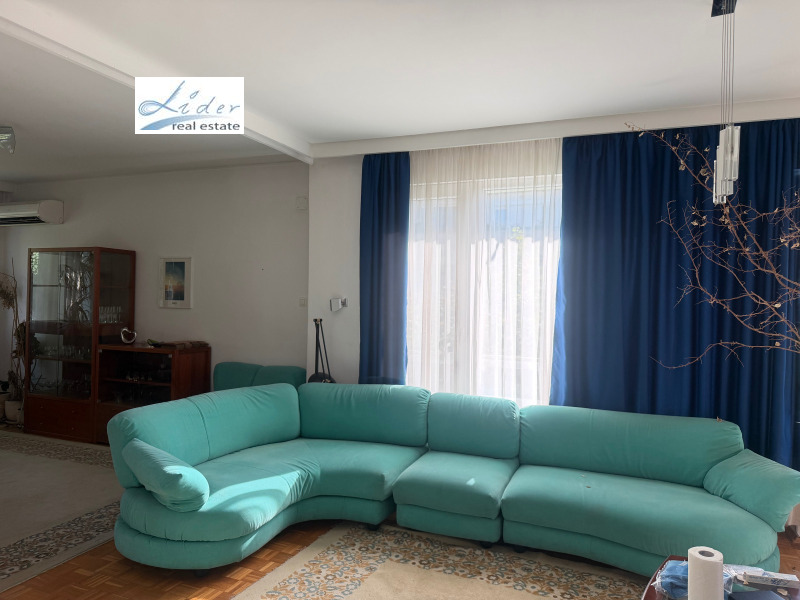 Продава 4-СТАЕН, град София, Лозенец • 640000 € • 96261840 1 — Holmes.bg Продава 4-СТАЕН, град София, Лозенец • 640000 € • 96261840 1