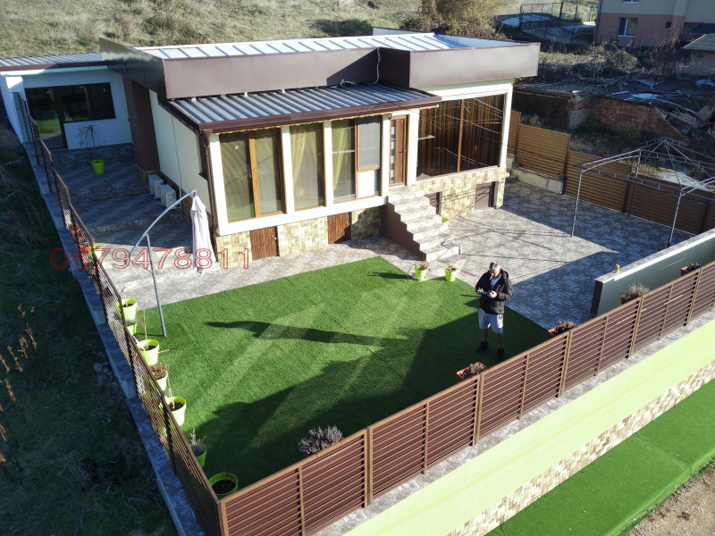 Продава КЪЩА, област София, гр. Костинброд • 367780 € / 719315.16 лв. • 67140057 1 — Holmes.bg Продава КЪЩА, област София, гр. Костинброд • 367780 € / 719315.16 лв. • 67140057 1