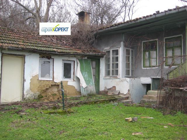 Продава  Къща, област Велико Търново, с. Самоводене • 26 000 EUR • ID 27108547 — holmes.bg - [1] 