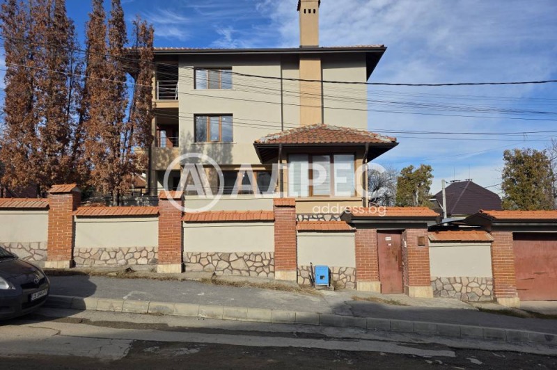 Продава КЪЩА, град София, Симеоново • 850000 € / 1662455.50 лв. • 30858862 1 — Holmes.bg Продава КЪЩА, град София, Симеоново • 850000 € / 1662455.50 лв. • 30858862 1