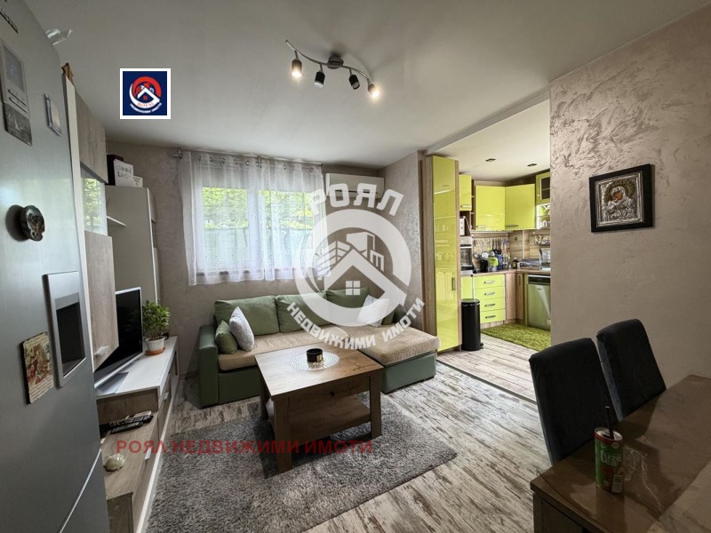 Продава ЕТАЖ ОТ КЪЩА, град Пловдив, Южен • 184900 € / 361632.97 лв. • 42518648 1 — Holmes.bg Продава ЕТАЖ ОТ КЪЩА, град Пловдив, Южен • 184900 € / 361632.97 лв. • 42518648 1