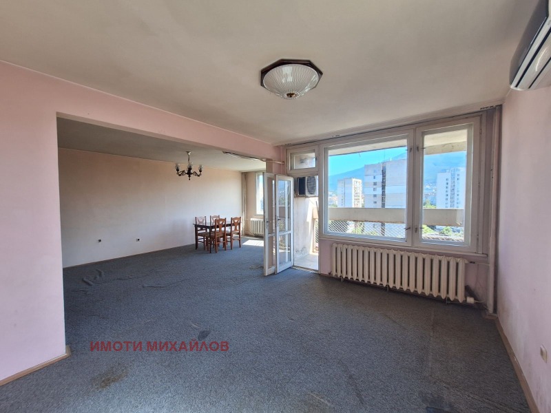 Продава 4-СТАЕН, град София, Красно село • 249000 € / 487001.67 лв. • 48015155 1 — Holmes.bg Продава 4-СТАЕН, град София, Красно село • 249000 € / 487001.67 лв. • 48015155 1