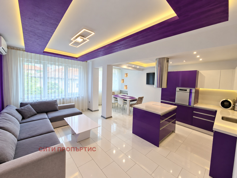 Под наем 3-СТАЕН, град Благоевград, Идеален център • 560 € • 87807331 1 — Holmes.bg Под наем 3-СТАЕН, град Благоевград, Идеален център • 560 € • 87807331 1