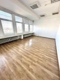 Под наем ОФИС, град София, Бъкстон • 330 € / 645.42 лв. • 53391206 1 — Holmes.bg Под наем ОФИС, град София, Бъкстон • 330 € / 645.42 лв. • 53391206 1