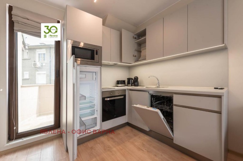 Под наем 3-СТАЕН, град Варна, Гръцка махала • 1300 € • 26390579 1 — Holmes.bg Под наем 3-СТАЕН, град Варна, Гръцка махала • 1300 € • 26390579 1