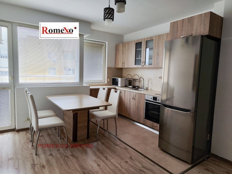 Под наем 2-СТАЕН, град Пловдив, Каменица 2 • 420 € • 99753640 1 — Holmes.bg Под наем 2-СТАЕН, град Пловдив, Каменица 2 • 420 € • 99753640 1