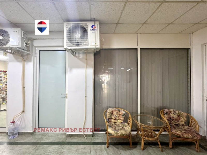 Под наем ОФИС, град Русе, Родина 1 • 250 € / 488.96 лв. • 30494550 1 — Holmes.bg Под наем ОФИС, град Русе, Родина 1 • 250 € / 488.96 лв. • 30494550 1