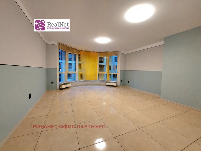 Под наем ОФИС, град София, Зона Б-18 • 2400 € / 4693.99 лв. • 86606787 1 — Holmes.bg Под наем ОФИС, град София, Зона Б-18 • 2400 € / 4693.99 лв. • 86606787 1