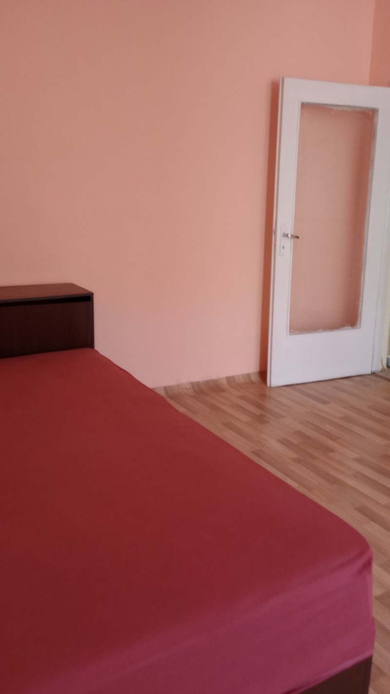 Под наем 1-СТАЕН, град Пловдив, Каменица 2 • 250 € / 488.96 лв. • 22173239 1 — Holmes.bg Под наем 1-СТАЕН, град Пловдив, Каменица 2 • 250 € / 488.96 лв. • 22173239 1