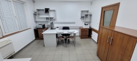 Обява Дава под наем ОФИС,град Русе, Център