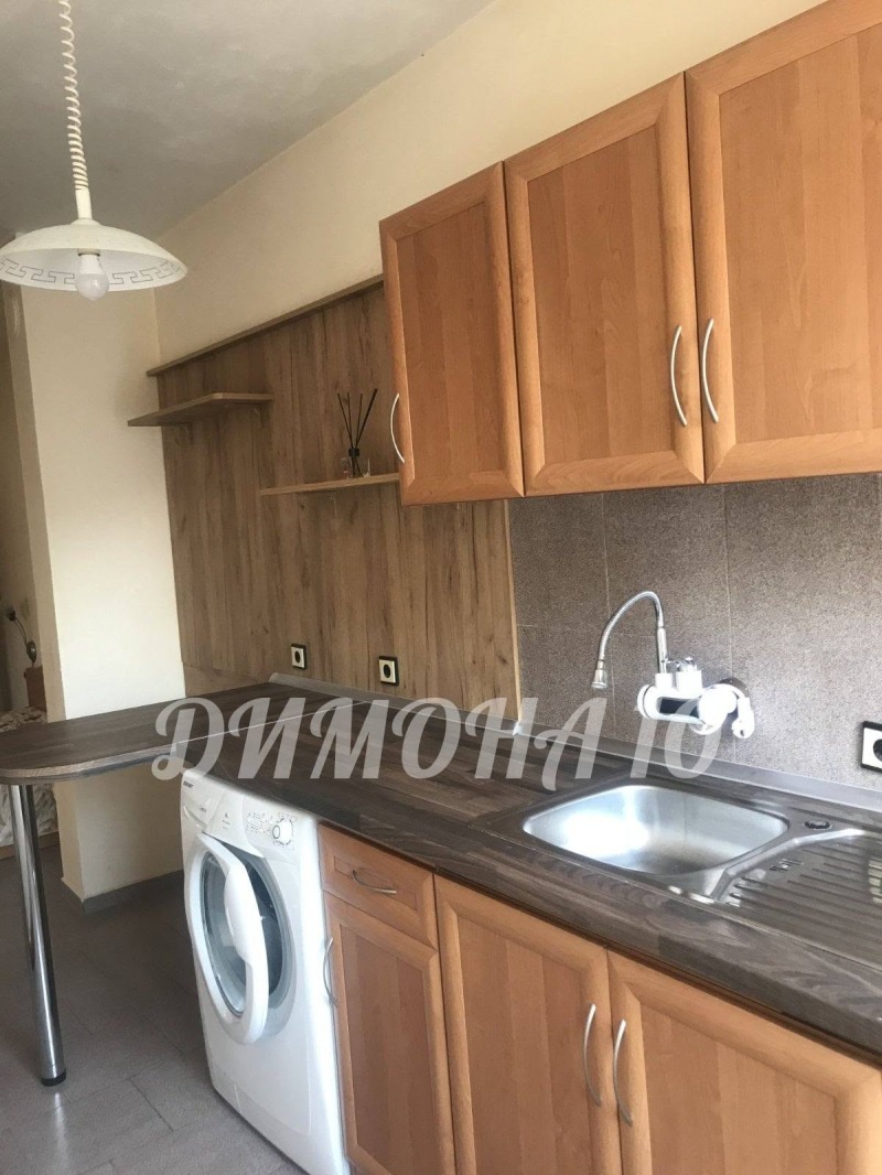 Под наем 1-СТАЕН, град Русе, Център • 300 € / 586.75 лв. • 31564893 1 — Holmes.bg Под наем 1-СТАЕН, град Русе, Център • 300 € / 586.75 лв. • 31564893 1