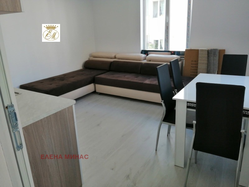 Под наем ЕТАЖ ОТ КЪЩА, град Шумен, Пожарната • 300 € / 586.75 лв. • 78678384 1 — Holmes.bg Под наем ЕТАЖ ОТ КЪЩА, град Шумен, Пожарната • 300 € / 586.75 лв. • 78678384 1