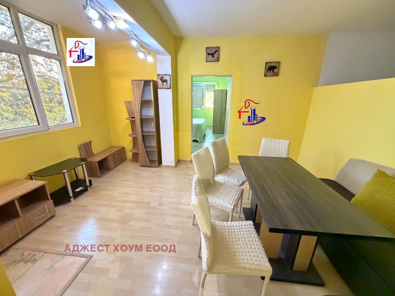 Под наем 2-СТАЕН, град Шумен, Тракия • 350 € • 43994918 1 — Holmes.bg Под наем 2-СТАЕН, град Шумен, Тракия • 350 € • 43994918 1