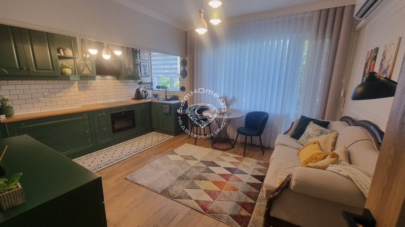 Под наем 2-СТАЕН, град Варна, Център • 800 € / 1564.66 лв. • 26950458 1 — Holmes.bg Под наем 2-СТАЕН, град Варна, Център • 800 € / 1564.66 лв. • 26950458 1