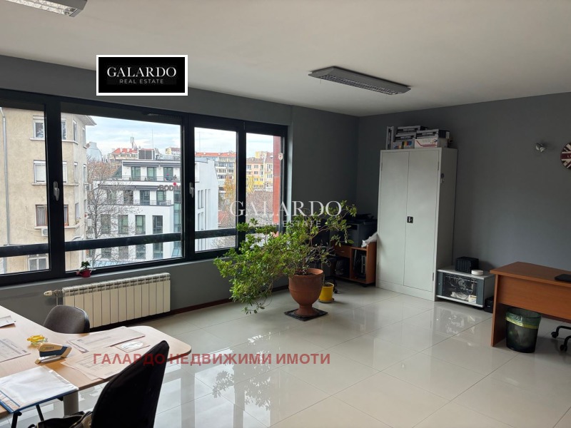 Под наем ОФИС, град София, Център • 1600 € / 3129.33 лв. • 49734655 1 — Holmes.bg Под наем ОФИС, град София, Център • 1600 € / 3129.33 лв. • 49734655 1