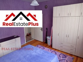 Обява Дава под наем ЕТАЖ ОТ КЪЩА,град Плевен, Широк център>