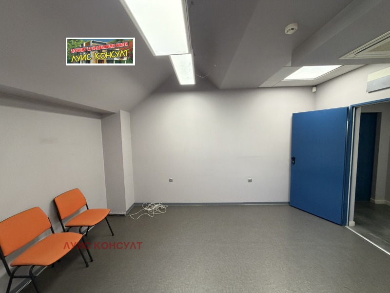 Под наем ОФИС, град Монтана, Идеален център • 130 € • 22757948 1 — Holmes.bg Под наем ОФИС, град Монтана, Идеален център • 130 € • 22757948 1
