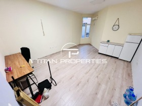 ОФИС, 35 m2 - Holmes.bg ОФИС, 35 m2