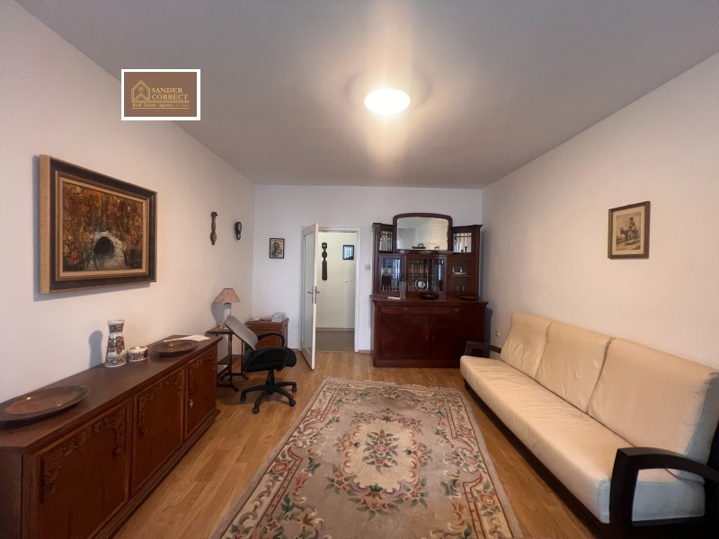 Под наем 3-СТАЕН, град София, Център • 790 € / 1545.11 лв. • 59029990 1 — Holmes.bg Под наем 3-СТАЕН, град София, Център • 790 € / 1545.11 лв. • 59029990 1