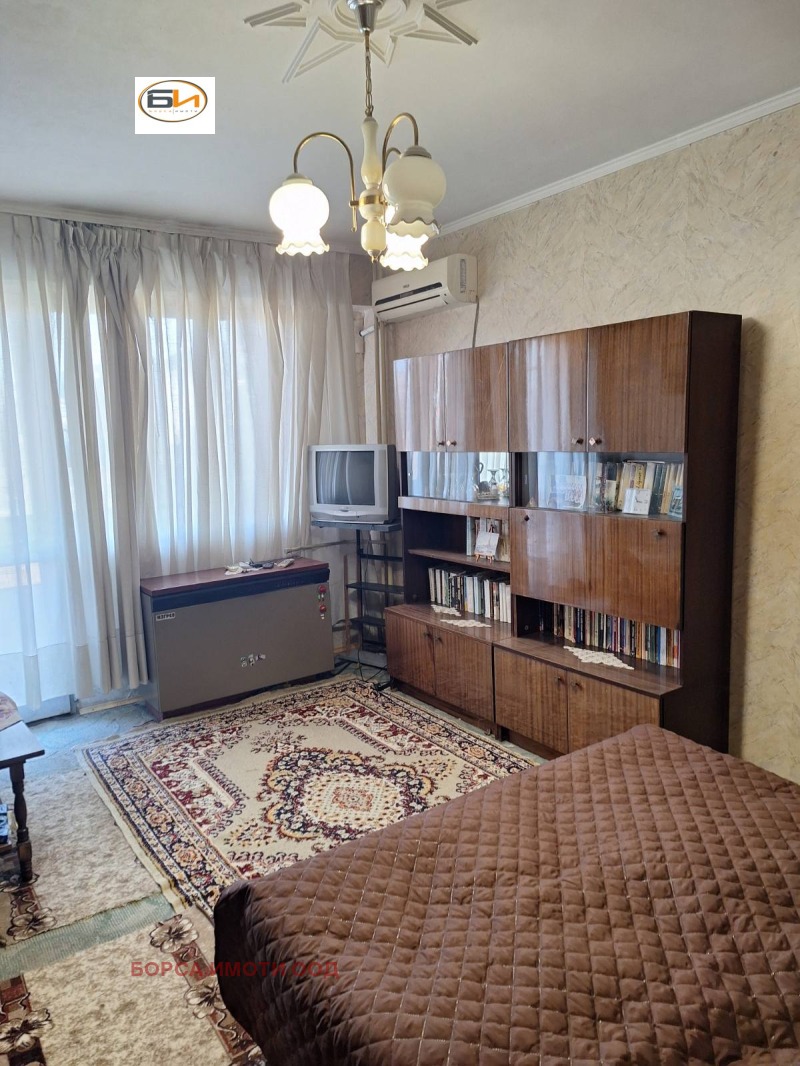 Под наем 1-СТАЕН, град Враца, Сениче • 250 € • 64492649 1 — Holmes.bg Под наем 1-СТАЕН, град Враца, Сениче • 250 € • 64492649 1