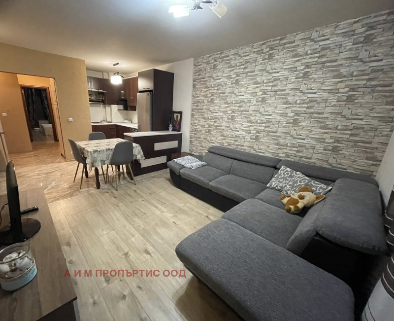 Под наем 2-СТАЕН, град Благоевград, Идеален център • 700 лв. / 357.90 € • 16360670 1 — Holmes.bg Под наем 2-СТАЕН, град Благоевград, Идеален център • 700 лв. / 357.90 € • 16360670 1