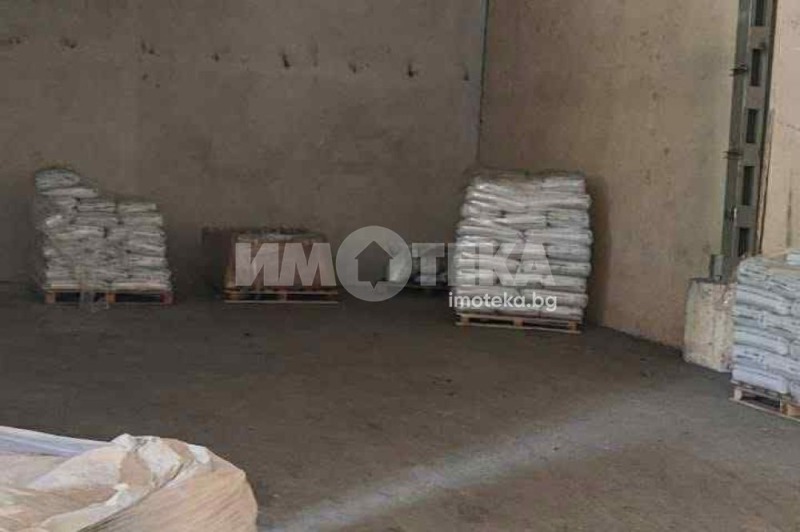Под наем СКЛАД, град Пловдив, Гагарин • 1700 лв. / 869.20 € • 85846839 1 — Holmes.bg Под наем СКЛАД, град Пловдив, Гагарин • 1700 лв. / 869.20 € • 85846839 1
