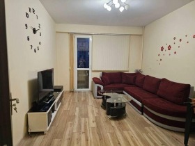 3-СТАЕН, 76 m2 - Holmes.bg 3-СТАЕН, 76 m2