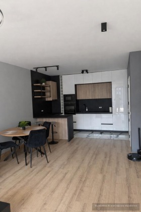 3-СТАЕН, 135 m2 - Holmes.bg 3-СТАЕН, 135 m2