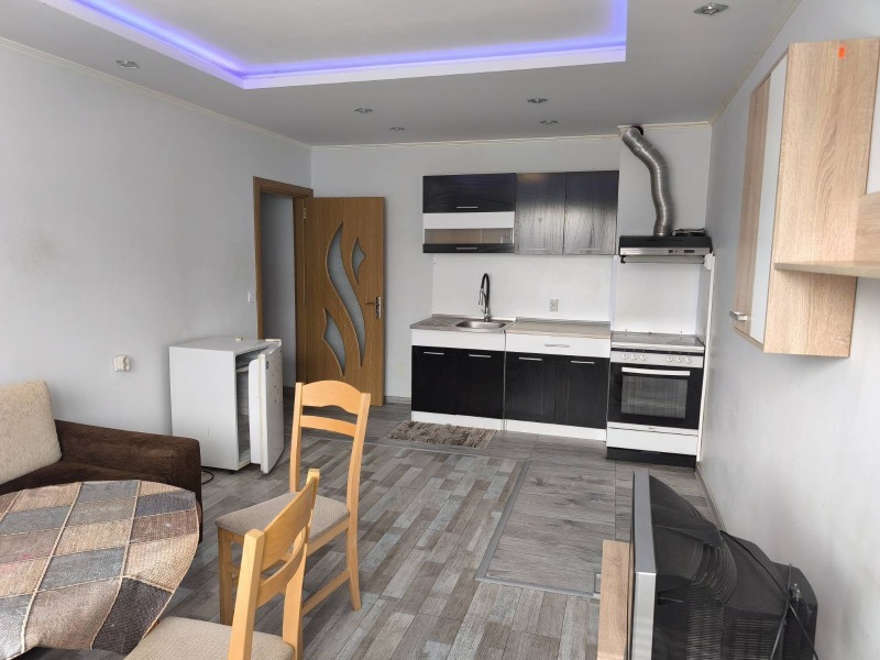 Под наем 3-СТАЕН, град Кърджали, Възрожденци • 250 € • 16961241 1 — Holmes.bg Под наем 3-СТАЕН, град Кърджали, Възрожденци • 250 € • 16961241 1