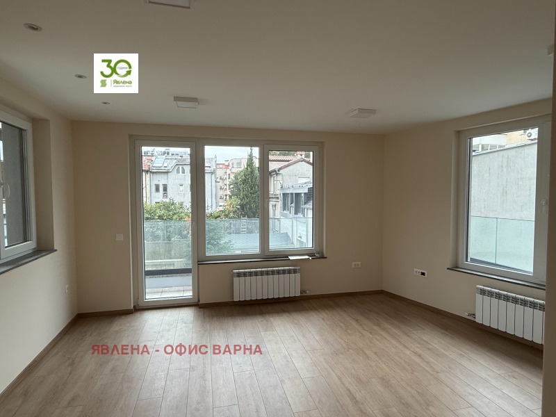 Под наем ОФИС, град Варна, Център • 1000 € • 17244676 1 — Holmes.bg Под наем ОФИС, град Варна, Център • 1000 € • 17244676 1