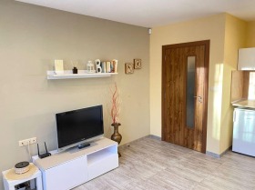 Обява Дава под наем 2-СТАЕН,град Варна, Център