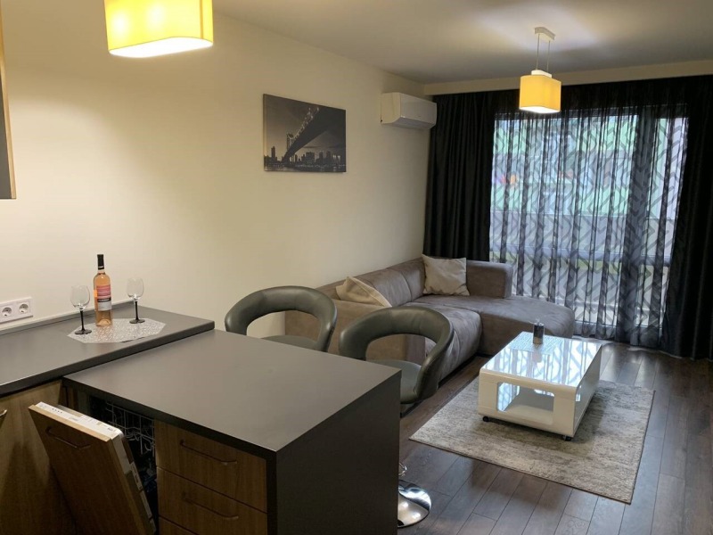 Под наем 2-СТАЕН, град Пловдив, Кършияка • 1100 лв. / 562.42 € • 41422296 1 — Holmes.bg Под наем 2-СТАЕН, град Пловдив, Кършияка • 1100 лв. / 562.42 € • 41422296 1