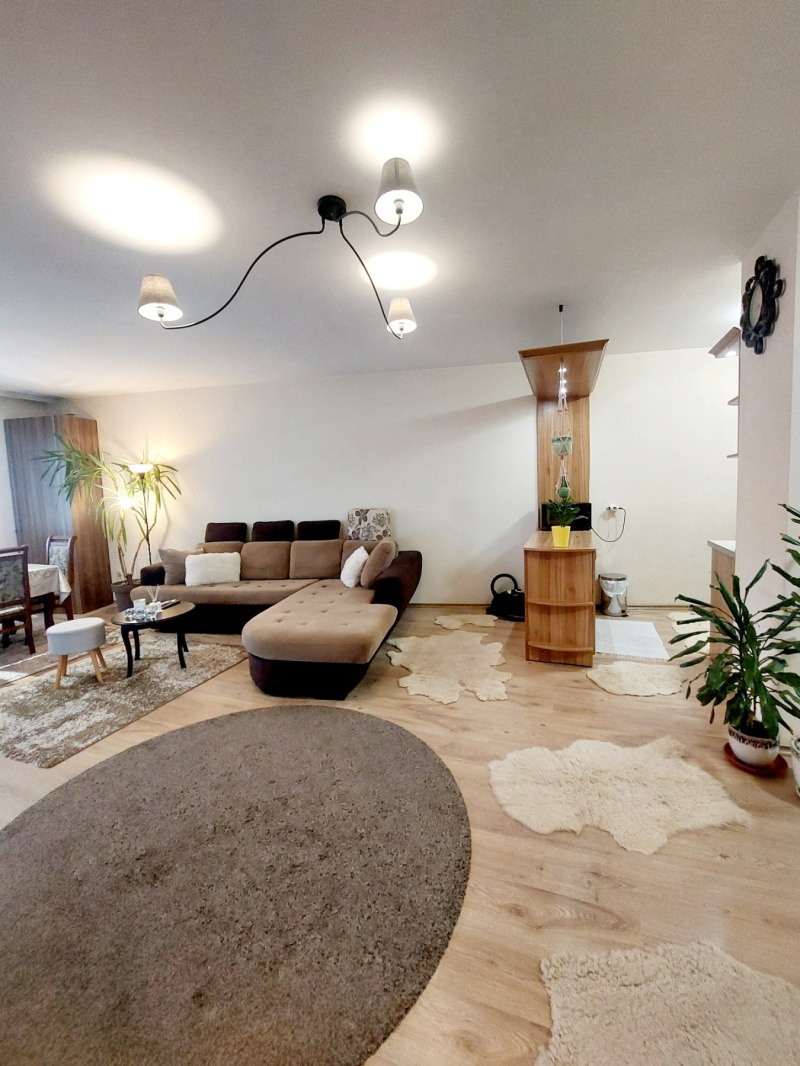 Под наем 3-СТАЕН, град София, Витоша • 1400 € / 2738.16 лв. • 18680042 1 — Holmes.bg Под наем 3-СТАЕН, град София, Витоша • 1400 € / 2738.16 лв. • 18680042 1