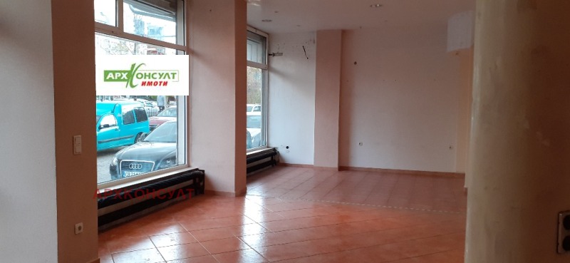 Под наем МАГАЗИН, град София, Банишора • 1000 € / 1955.83 лв. • 34802013 1 — Holmes.bg Под наем МАГАЗИН, град София, Банишора • 1000 € / 1955.83 лв. • 34802013 1